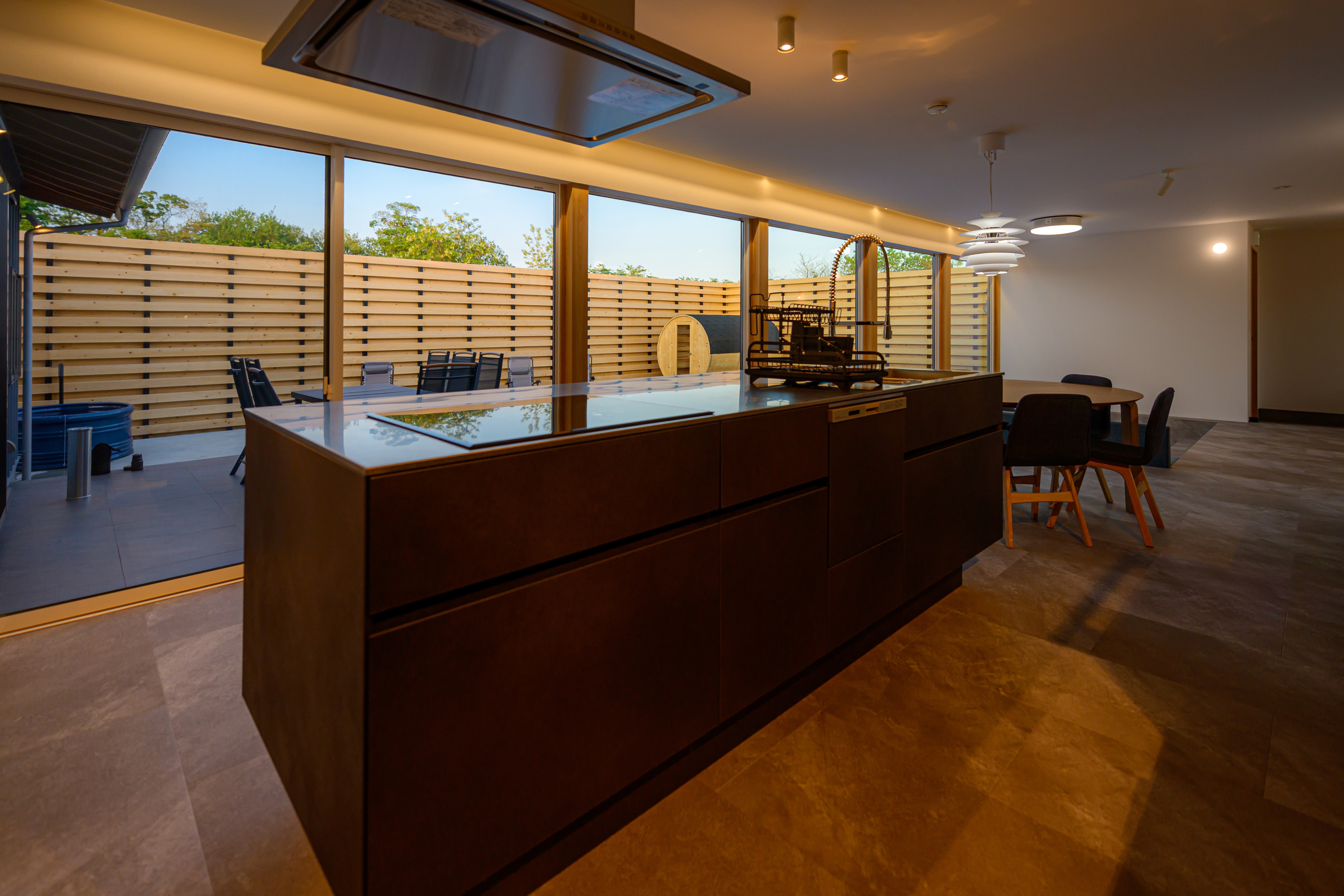 アイランドキッチン