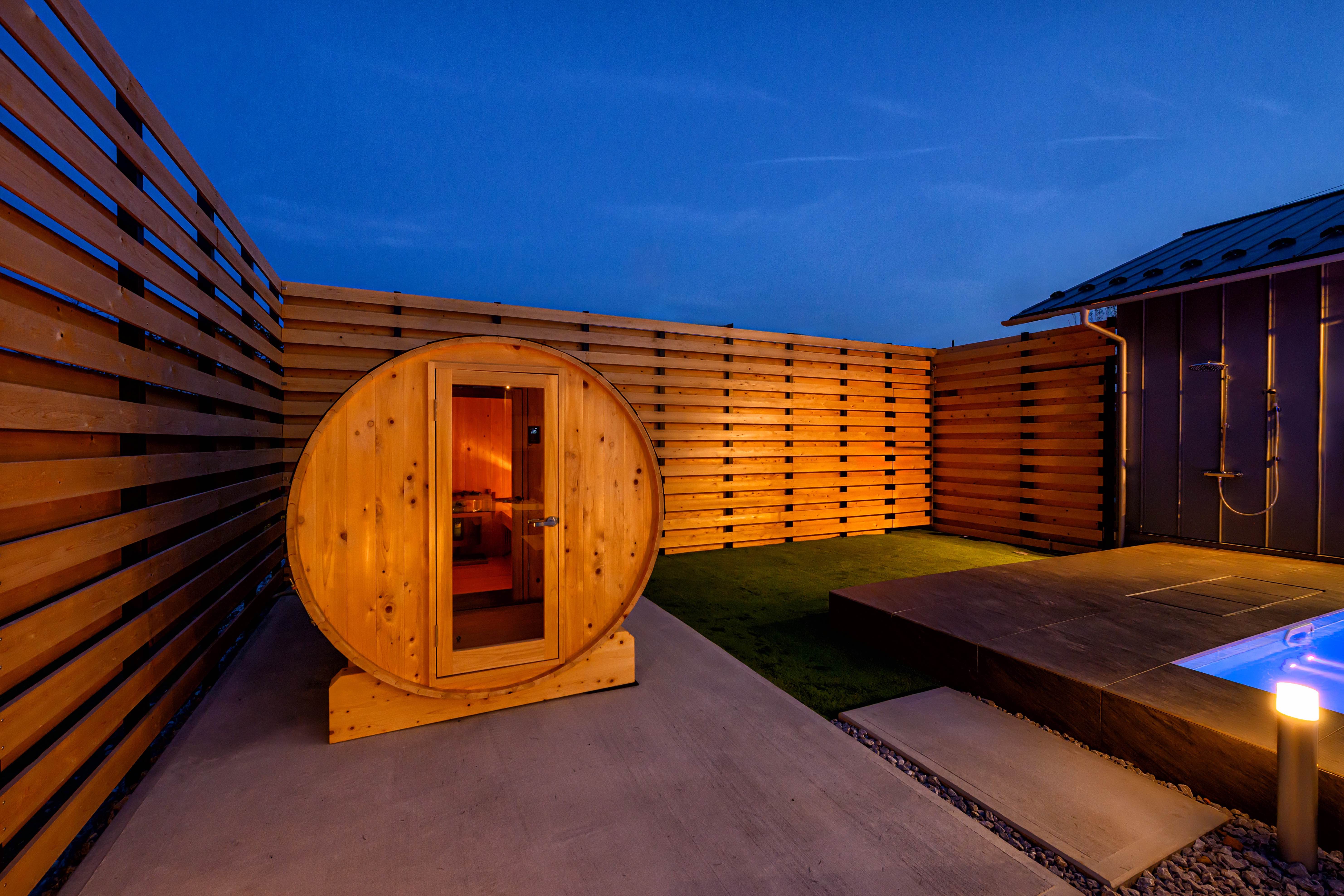 プライベートプール＆サウナ